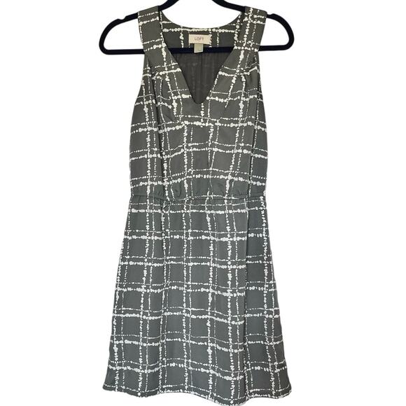🌟3‎ for $35🌟 Loft Gray and white Short Dress Size 2 Office Workwear Classic - Picture 1 of 5